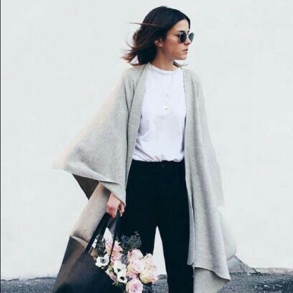 LOFT Denim - Capsule wardrobe black denim trousers